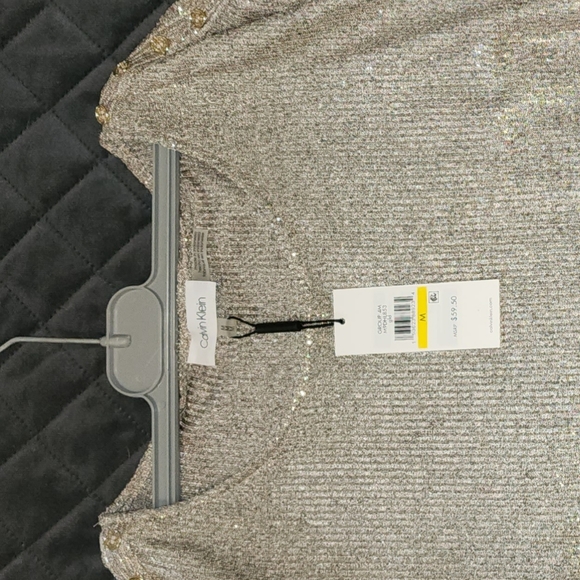 Top - Picture 5 of 5